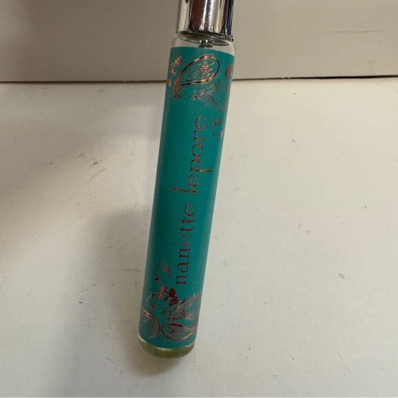 Nanette Lepore Perfume Spray To Go - Picture 2 of 4